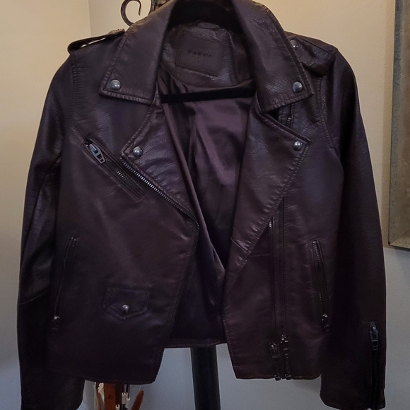 Blank NYC faux leather jacket. - Picture 2 of 2